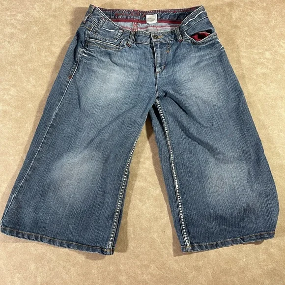 Mudd Pants Jumpsuits Mudd Capri Medium Wash Flare Floral